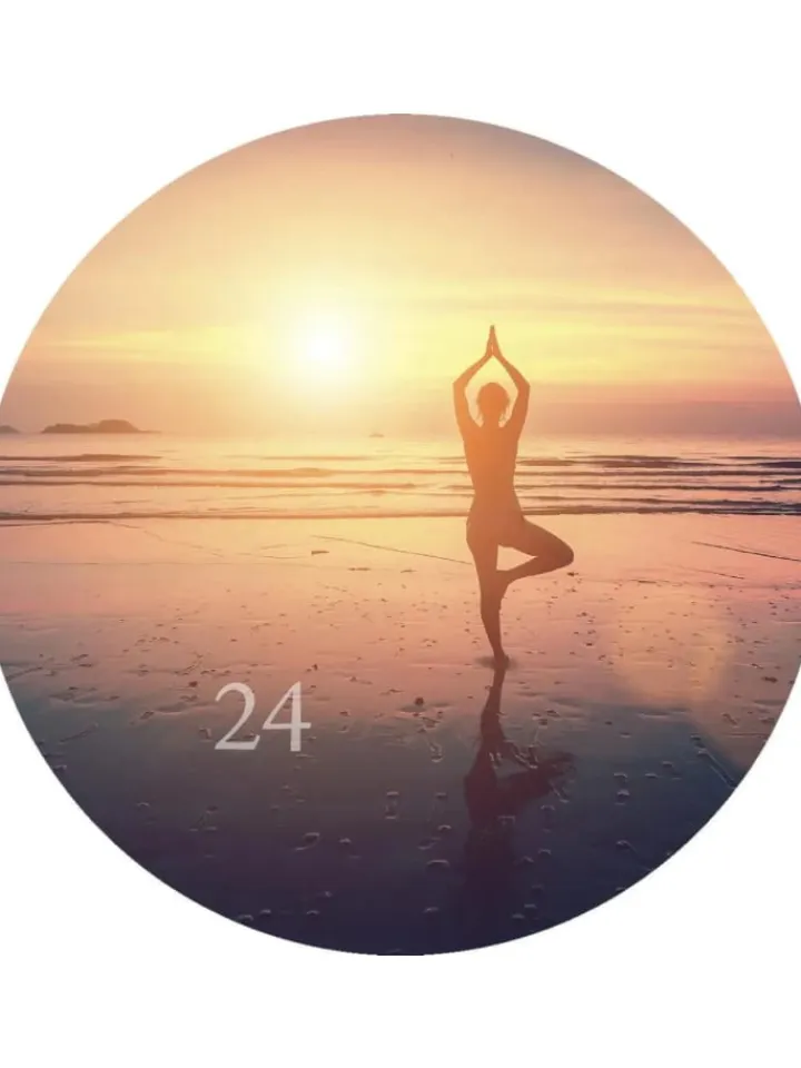 ars edition Adventskalender<Adventskalender in der Dose. 24 kleine Yoga-Auszeiten für den Advent