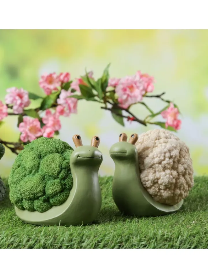 MARELIDA Gartendekoration<Dekofigur Schnecke Brokkoli Gartendeko für Beet Garten H: 11cm in grün