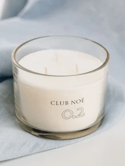 AVA & MAY Kerzen, Vasen & Mehr<Duftkerze "CLUB NOÈ 0.2" in Weiß - 350 g