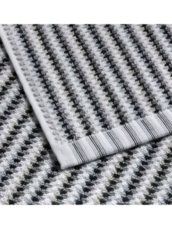Möve Badtextilien<Duschtuch Bliss in silver/black