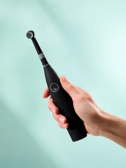 happybrush Technik|Zahn & Mundpflege<Elektrische Zahnbürste "Eco R2 AllBlack" in Schwarz