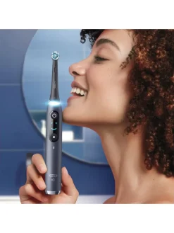 Oral-B Zahn & Mundpflege<Elektrische Zahnbürste "iO Series 9 + 2. Handstück & Reiseetui" in Schwarz/Rose