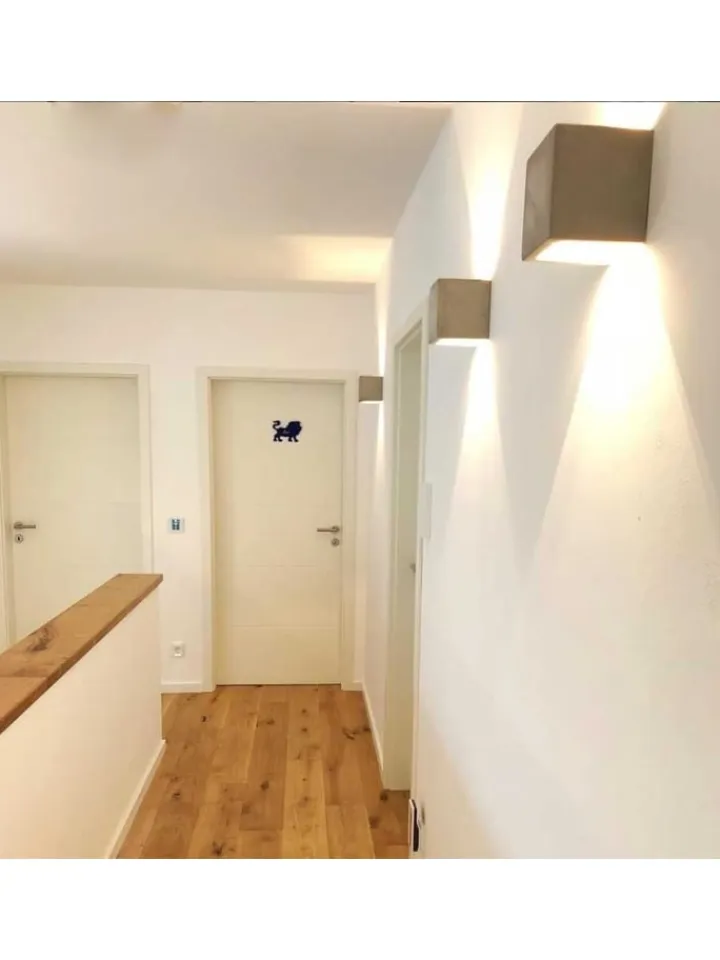 s.LUCE Wandleuchten<Flurlampe Plinth Beton in Grau