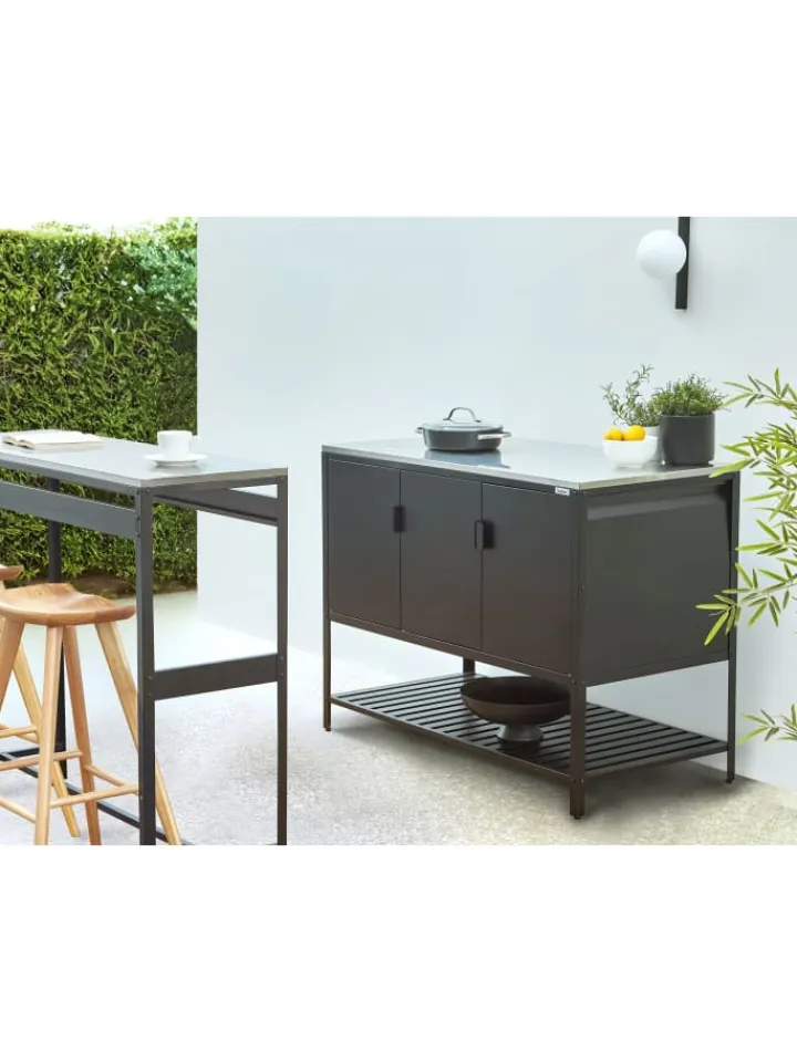 Beliani Gartenmöbel<Gartenküche MAENZA in Schwarz/Silber - (W) 120 x (H) 93 x (L) 60 cm