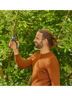 Gardena Grillen<Gartenschere "PremiumCut Pro - Frisches Holz" in Schwarz