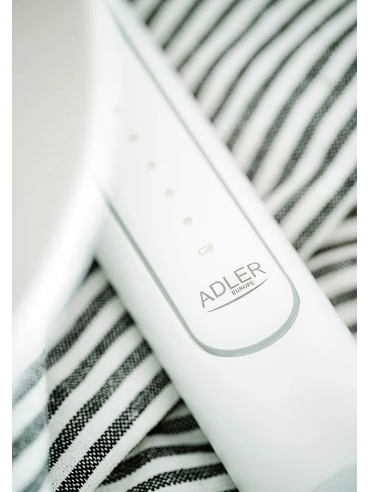 Adler Europe Zahn & Mundpflege<2-in-1-Schallzahnbürste mit Munddusche "AD 2180" in Weiß