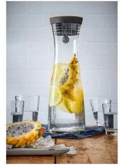 WMF Gedeckter Tisch<Karaffe "Basic" in Transparent/ Gold - 1 l