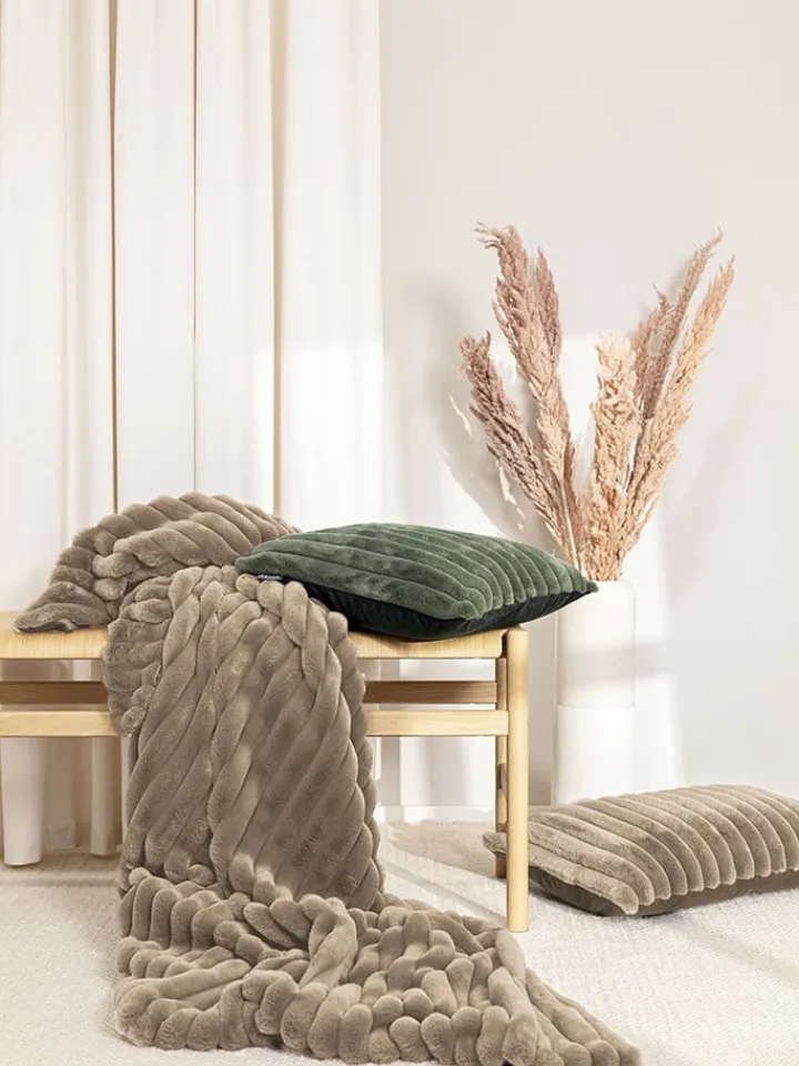 Magma Heimtex Kissen & Kissenhüllen<Kissenhülle "Raya" in Taupe - (L)40 x (B)60 cm