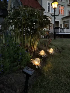 STAR Trading Außenbeleuchtung|Außenleuchten<LED-Solar-Gartenstecker in Gold - (B)130 x (H)10 cm