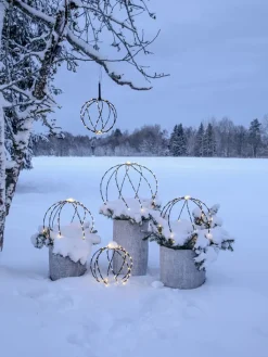 STAR Trading Außenbeleuchtung<LED-Solar-Gartenstecker "Sphere" in Schwarz - (B)40 x (H)54 cm