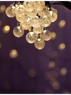 näve Außenleuchten|Außenbeleuchtung<LED-Solar-Lichterkette "Becul" in Warmweiß in Weiß - (L)935 cm
