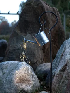 STAR Trading Außenleuchten<LED-Solarstab "Dew Drop Water Can" in Schwarz - (B)24 x (H)80 x (T)10 cm