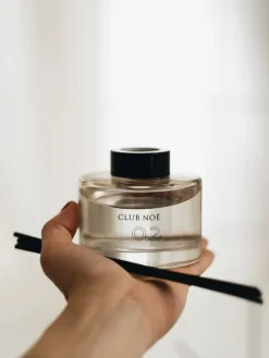 AVA & MAY Kerzen, Vasen & Mehr<Raumerfrischer "CLUB NOÈ 0.2" in Beige - 150 ml