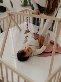Sämann Babymöbel<Laufgitter mit Lattenrost & Schlupfsprossen - natur - Premium Kollektion