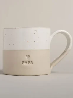 Eulenschnitt Gedeckter Tisch<Tasse "Papa" in Beige/ Weiß - 350 ml