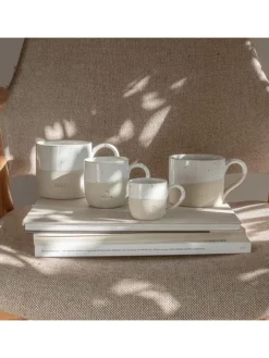 Eulenschnitt Gedeckter Tisch<Tasse "Papa" in Beige/ Weiß - 350 ml