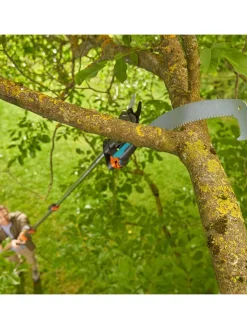 Gardena Grillen<Teleskop-Baumschneider "StarCut Pro L" in Schwarz