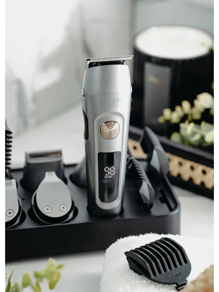 Adler Europe Technik|Pflege & Gesundheit<14tlg. Set: Rasierer "AD 2944 Grooming" in Silber
