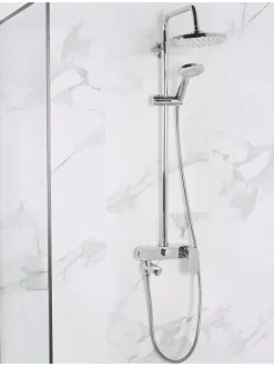 Beliani Badarmaturen<Wannenarmaturen GURARA in Silber - (W) 23 x (H) 83 x (L) 36 cm