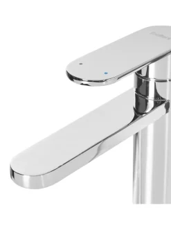Beliani Badarmaturen<Wasserhähne COLHUE in Silber - (W) 5 x (H) 18 x (L) 17 cm