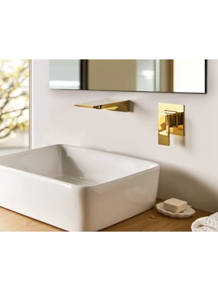 Beliani Badarmaturen<Wasserhähne KARUAY in Gold - (W) 10 x (H) 10 x (L) 18 cm