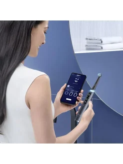 Oral-B Zahn & Mundpflege<Zahnbürste iO 9 Black in Schwarz