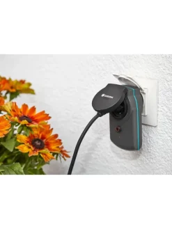 Gardena Gartendekoration<Zwischenstecker "Smart Power" in Grau - (B)6,5 x (H)11,9 cm